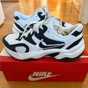 Nike Women’s AL8 Sneaker